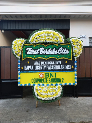 Papan Bunga Duka di Panyabrangan